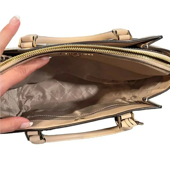 NWT Michael Kors Daria Buff Leather Diamond Pattern Large Satchel Bag Purse - Picture 11 of 16